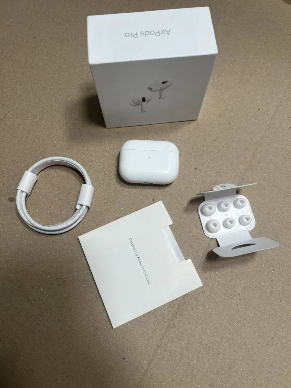 Apple AirPods 2nd Generation – Original, Clean Sound, Fast Pairing